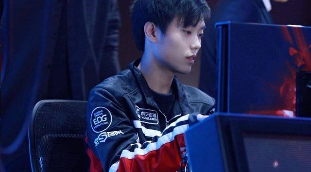 这种风格碰 这种风格碰