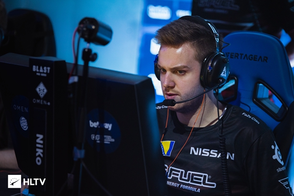 项目上也体 项目上也体