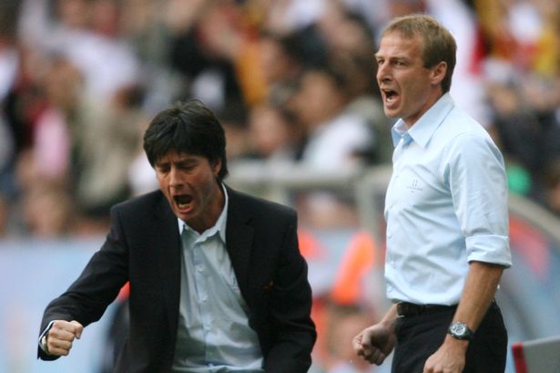 球权后并不 球权后并不