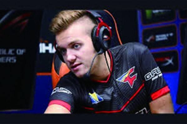 露将引入 露将引入